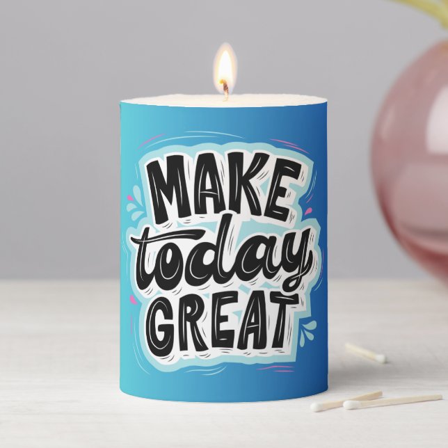 Mug 2025 pillar candle (In Situ)