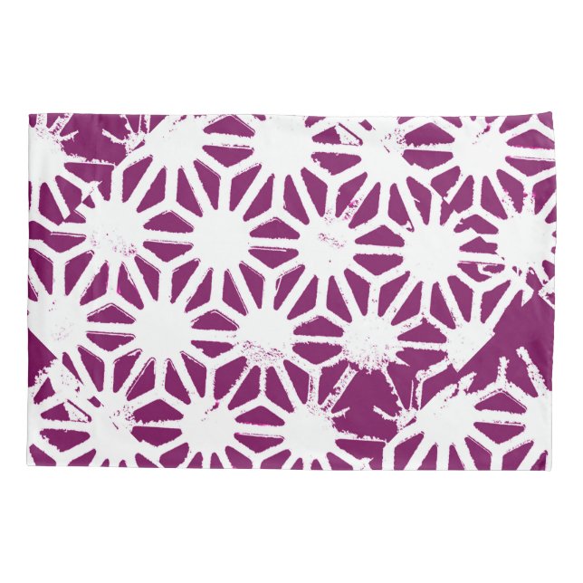 Mulberry and white geometric pattern pillow case (Back)