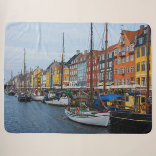 MULTI-COLORED BUILDINGS SHERPA BLANKET