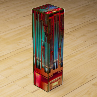 Multi-coloured organ pipes wine gift box
