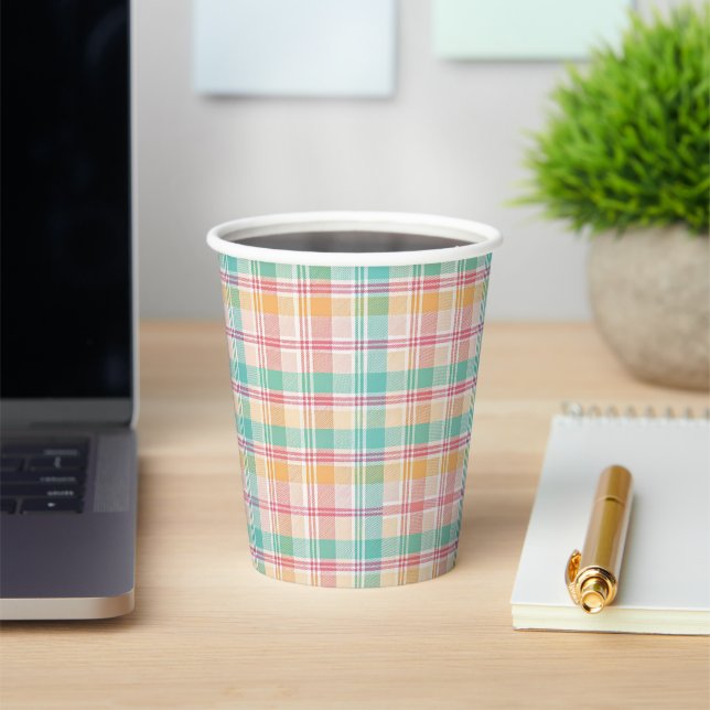 Multicolor Checkered Plaid Paper Cups (Insitu)