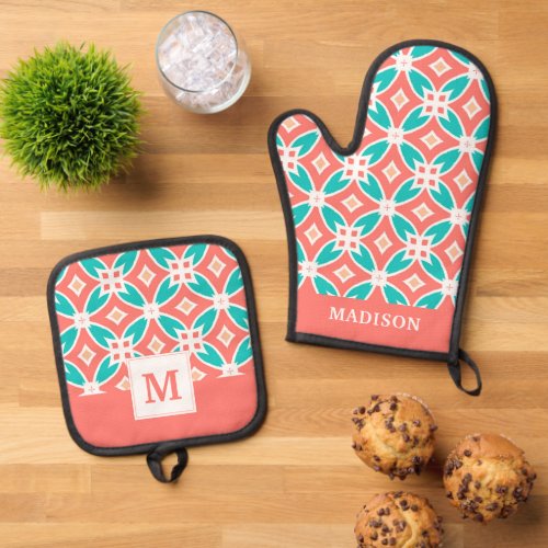 Multicolor Ethnic Pattern Oven Mitt  Pot Holder Set