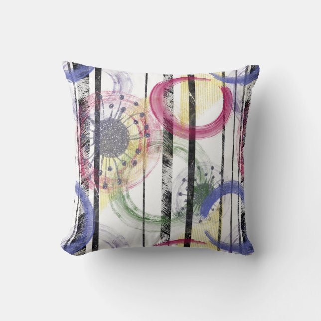 Multicolored circles throw pillow (Front)