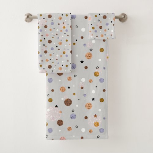 Multicolored polka dots on gray  bath towel set