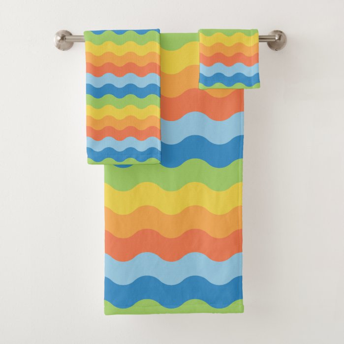 Multicolored Waves Pattern Bath Towel Set