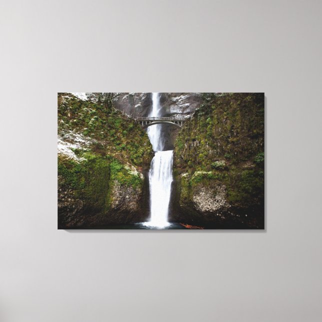 Multnomah Falls in the Columbia Gorge Canvas Print (Front)