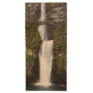 Multnomah Falls in the Columbia Gorge Wood USB Flash Drive