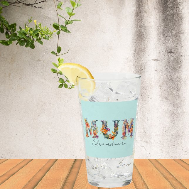 Mum Extraordinaire Floral Typography Glass (Creator Uploaded)