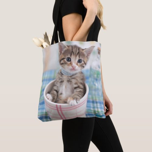 Munchkin Kitten With Pretty Ribbon Tote Bag