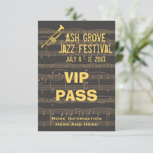 Music Festival Pass Golden Trumpet Chocolate (S) (Standing Front)