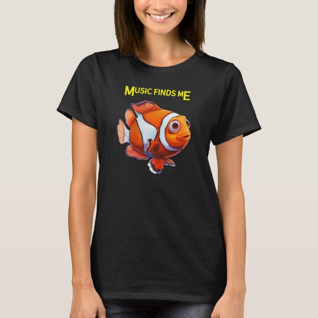 "Music finds me" music lovers design T-Shirt (Front)