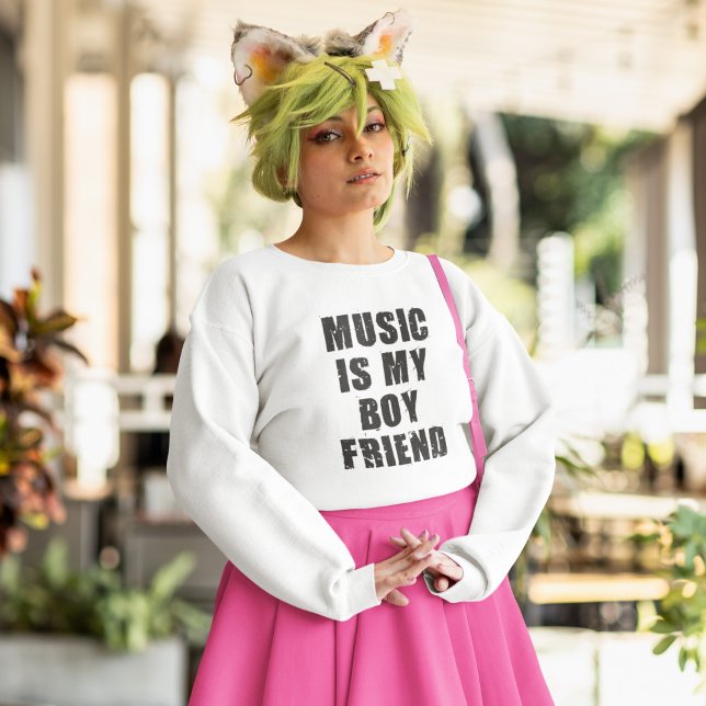 Music Is My Boyfriend Shirt (Creator Uploaded)