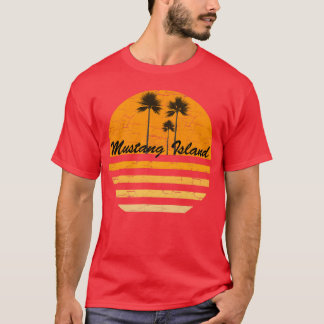 Mustang IslandX Retro 70shrowback Surf friends T-Shirt