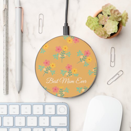 Mustard Retro Daisy Bouquet Best Mom Ever  Wireless Charger