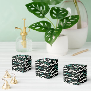 MVB Cameo Masculine Green 2 Design Favor Boxes