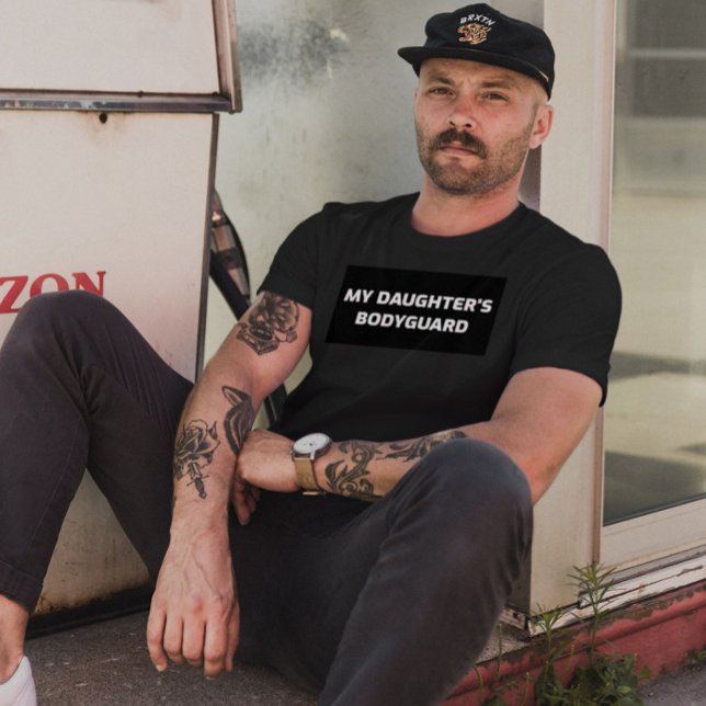 MY DAUGHTER'S BODYGUARD DAD T-SHIRTS T-SHIRT (Creator Uploaded)