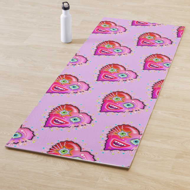 MY HEART WILL GLOW ON YOGA MAT (In Situ)