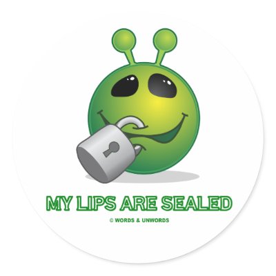 my_lips_are_sealed_green_alien_expression_sticker-p217922022511539393qjcl_400.jpg