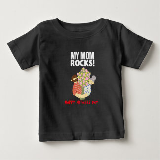 My mom rocks style art work designer t shirt