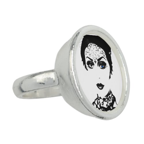 Mysterious Gothic Lady Ring