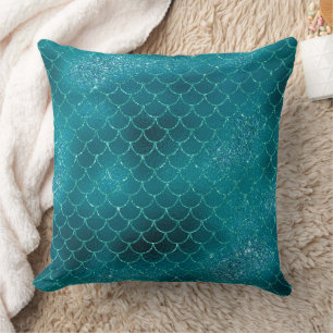 Mystical Dark Mermaid Scales & Ocean Trident illow Throw Pillow