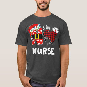 N is for nurse santal hat Xmas lights nurse merry  T-Shirt