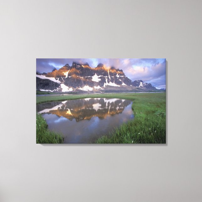 NA, Canada, Alberta, Tonoquin Valley. Jasper Canvas Print (Front)