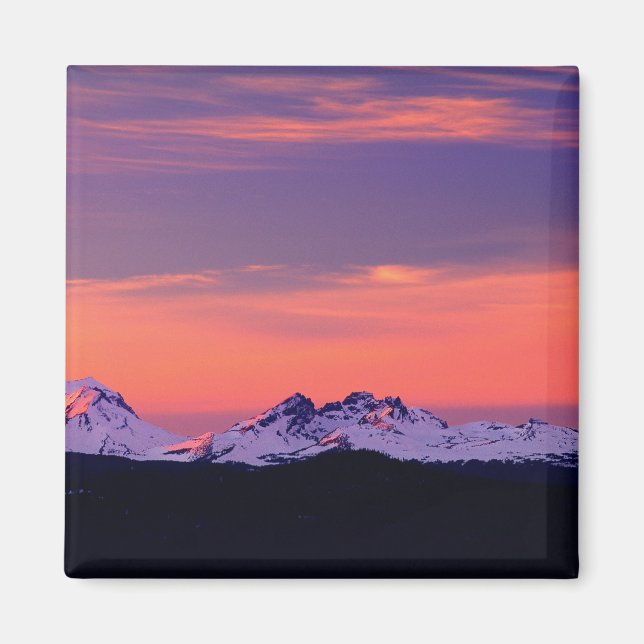 NA, USA, Oregon, The Three Sisters Mountains Magnet (Front)