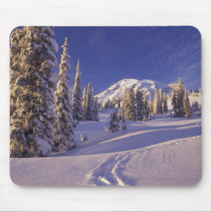 NA, USA, Washington, Mt. Rainier NP, Snowshoe Mouse Pad