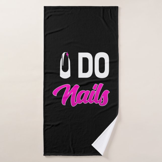 Nail Artist Do Nails Bath Towel (Bath Towel)