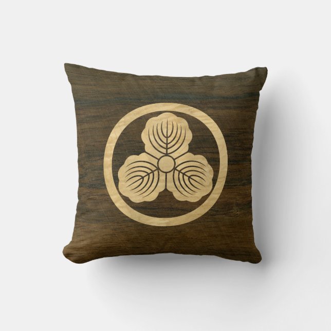Nakaoka Japanese Mon Crest Oak Leaves Maple Wood Throw Pillow (Front)