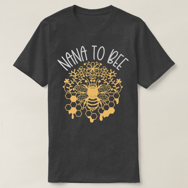 Nana To Be Pregnancy Announcement Grandma First Ti T-Shirt (Design Front)