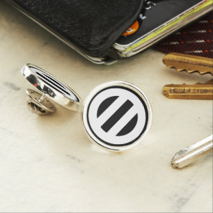 Nanatsu-wari Futatsu-biki Lapel Pin