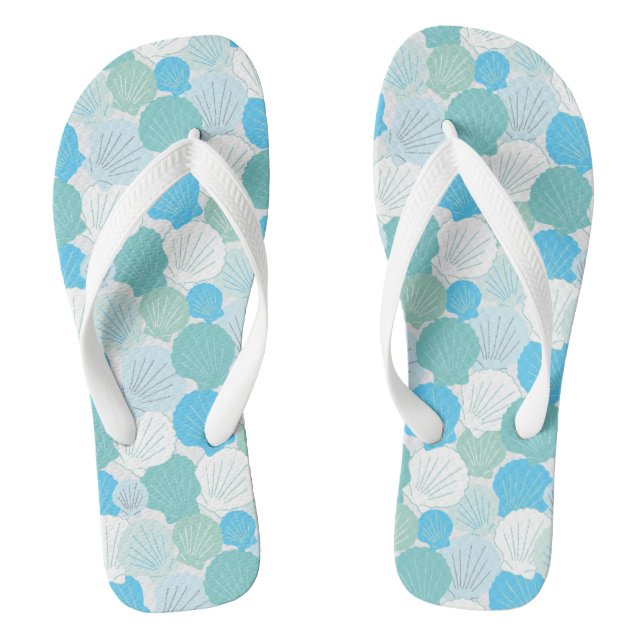 Nantucket Scallop flip flops in beach glass colors (Footbed)