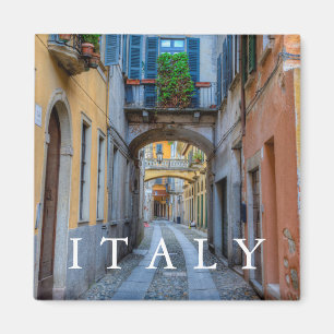 Narrow city street, Italy Magnet