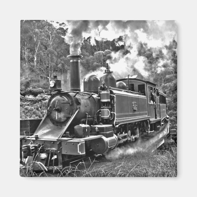 Narrow Gauge Steam Train Puffing Engine Magnet (Front)