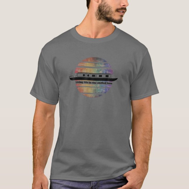 NARROWBOAT . Cool Chilled Out . CANAL BOAT, BARGE T-Shirt (Front)