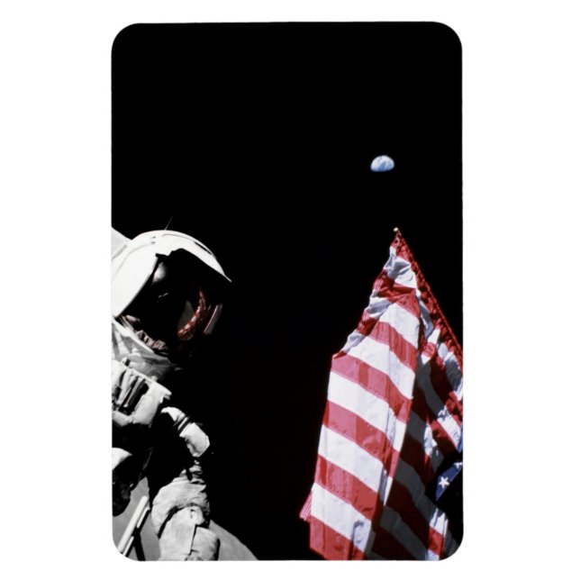 NASA Apollo 17 Astronaut Flag Earth Moon Photo Magnet (Vertical)