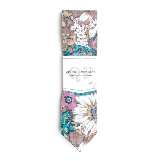 Nassau Floral  Necktie w/Leather Tie Stay (Front)