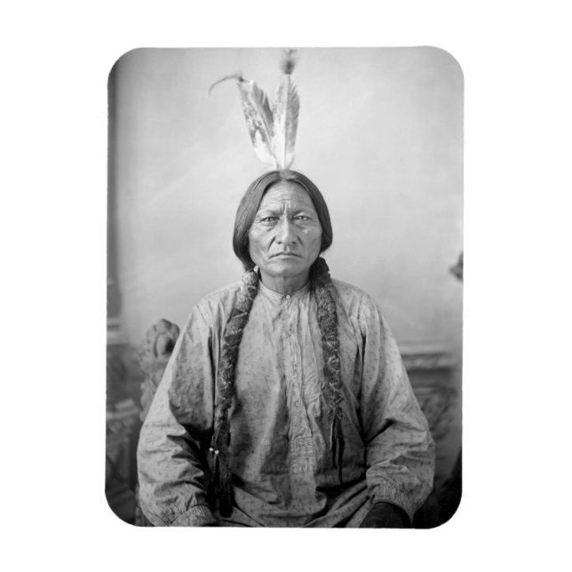 Native American Icon: Lakota Leader Sitting Bull   Magnet (Vertical)