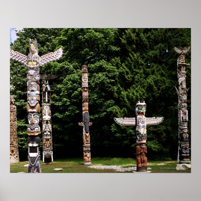 Native American totem poles, Vancouver, British Poster (Front)