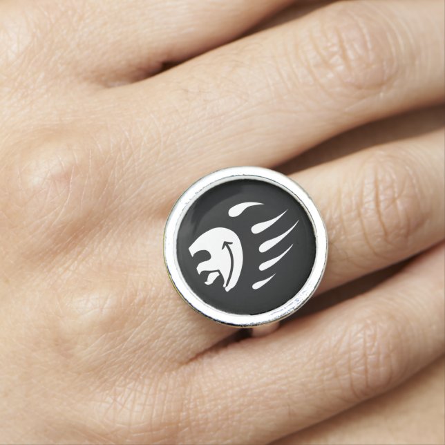 Native Bear Ring Tribal Bear Claw Jewelry Ring (In Situ)