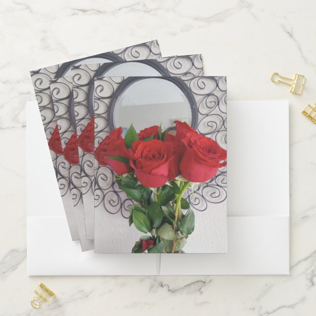 natural pink folder (In Situ)