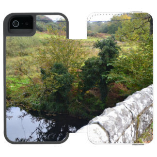 nature way of impersonating animals iPhone SE/5/5s wallet case