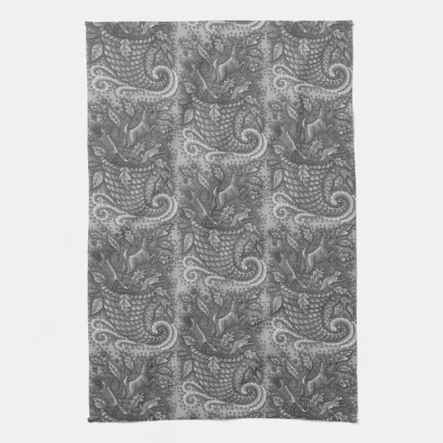 NATURE'S BOUNTY ANIMAL, WILDLIFE CORNUCOPIA TOWEL (Vertical)