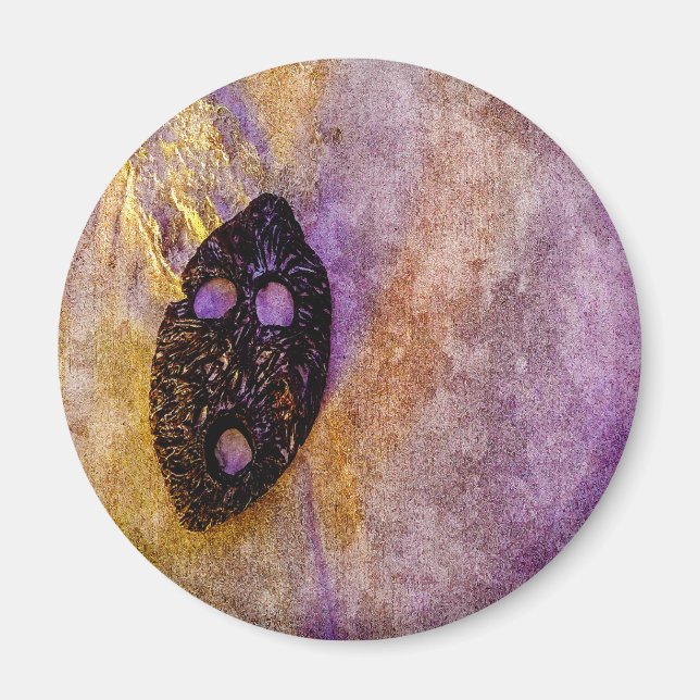 Nature's mask on the beach  magnet (Front)