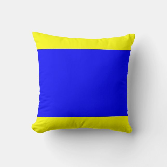 Nautical Flag Signal Letter D (Delta) Throw Pillow (Front)