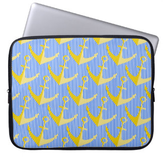 Nautical pattern yellow anchor laptop case