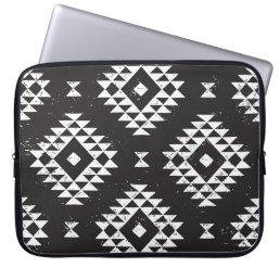 Navajo Geometric: Black White Tribal. Laptop Sleeve