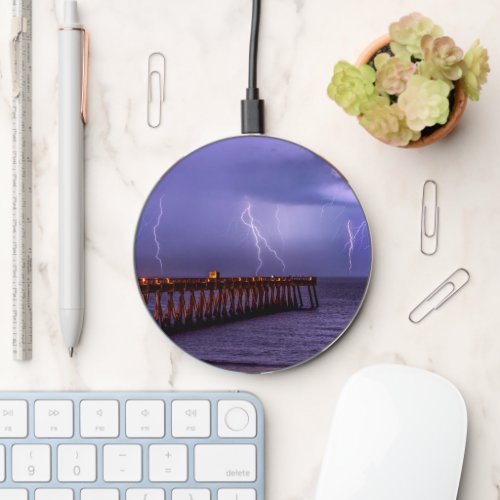 Navarre Florida Lightning Storm Wireless Charger